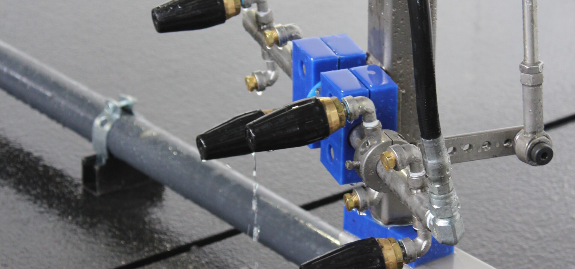 Pivoting Swirling Side Blaster