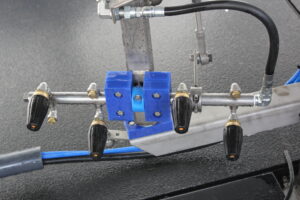 Pivoting Swirling Side Blaster